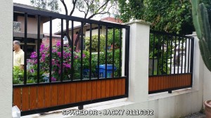 Powder Coated Aluminium Drive Way Gate and Fencing with Wood Grain Design