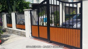 Powder Coated Aluminium Fencing and Drive Way Gate with Grain Designs